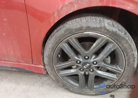 2020 Kia Forte Gt-Line z USA, uszkodzony, nr VIN 3KPF34AD3LE261063